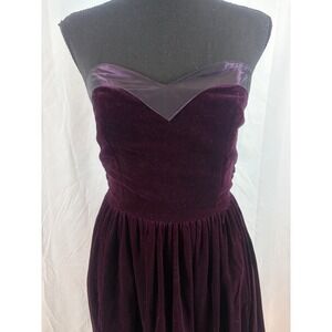 Vintage Laura Ashley Made Great Britain Plum Velvet Strapless Dress US 8 UK‎ 12